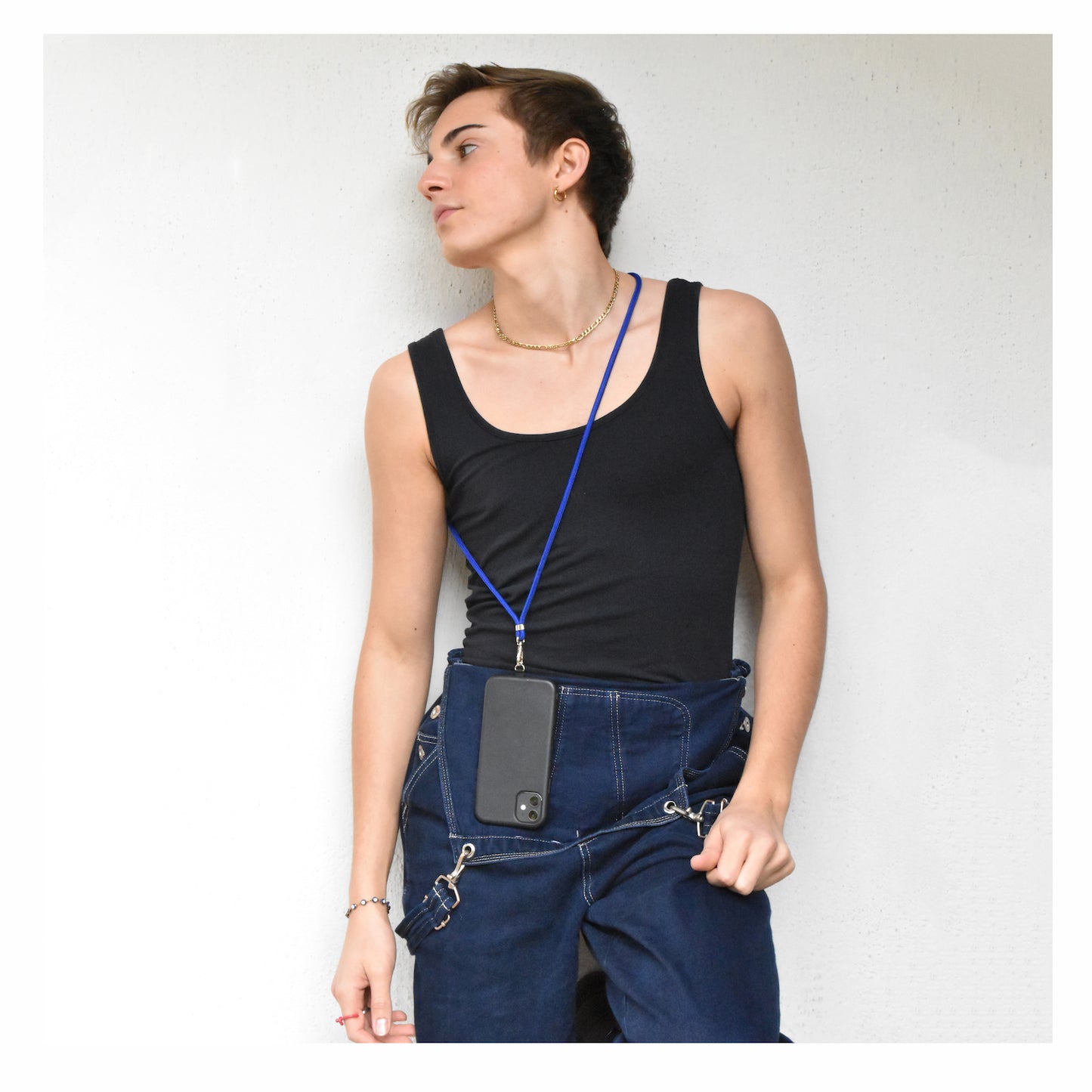 Strap para carcasa de celular universal, diseño cordón azul.