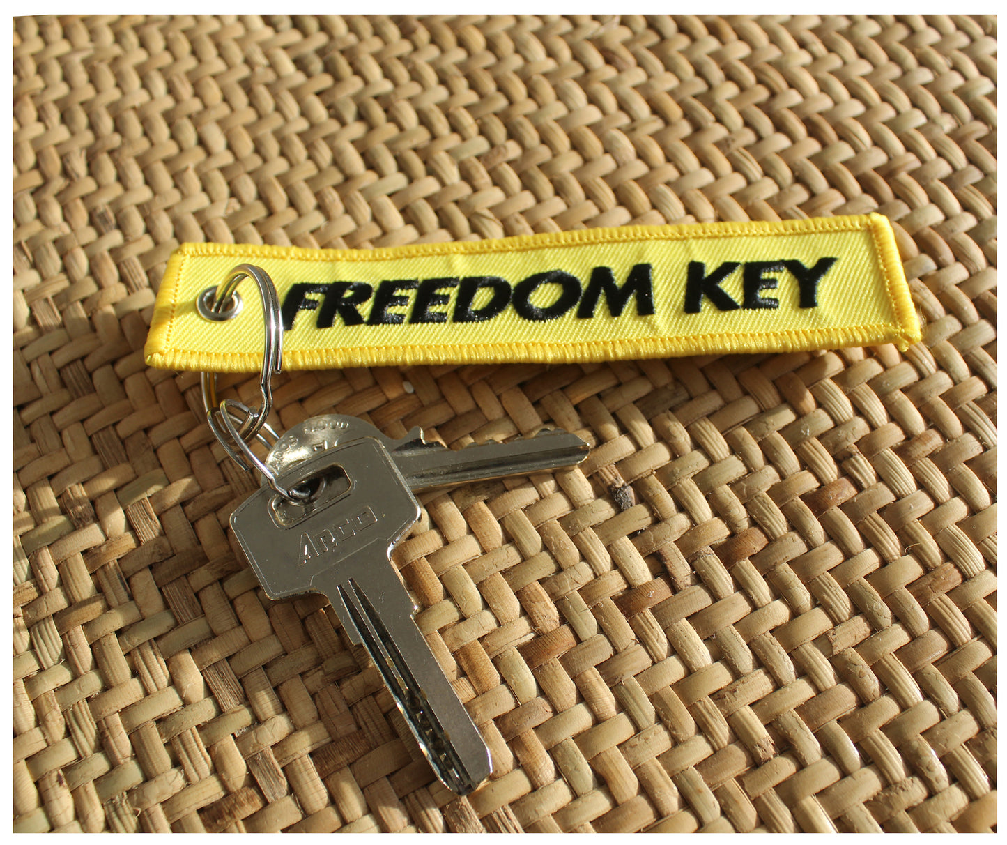 Llavero colgante hombre, regalo accesorios para hombre.